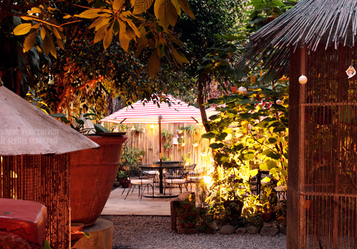 ストライプのパラソル