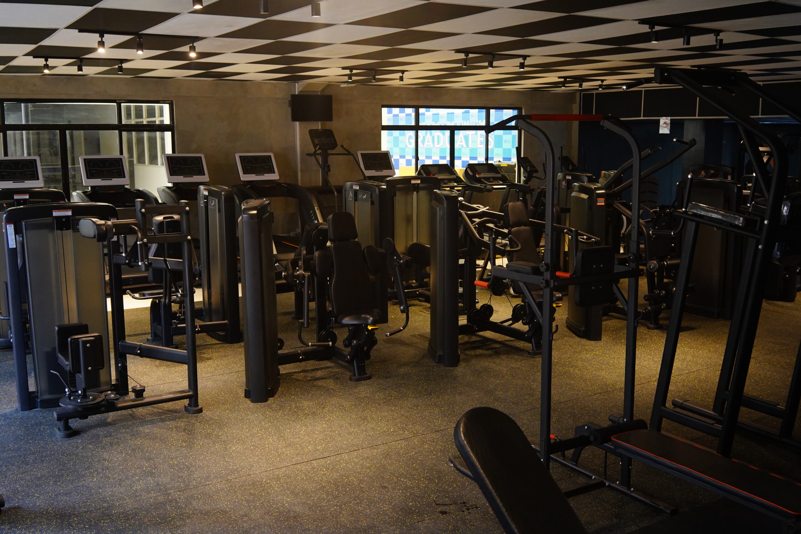 GLC学校のフィットネスジム