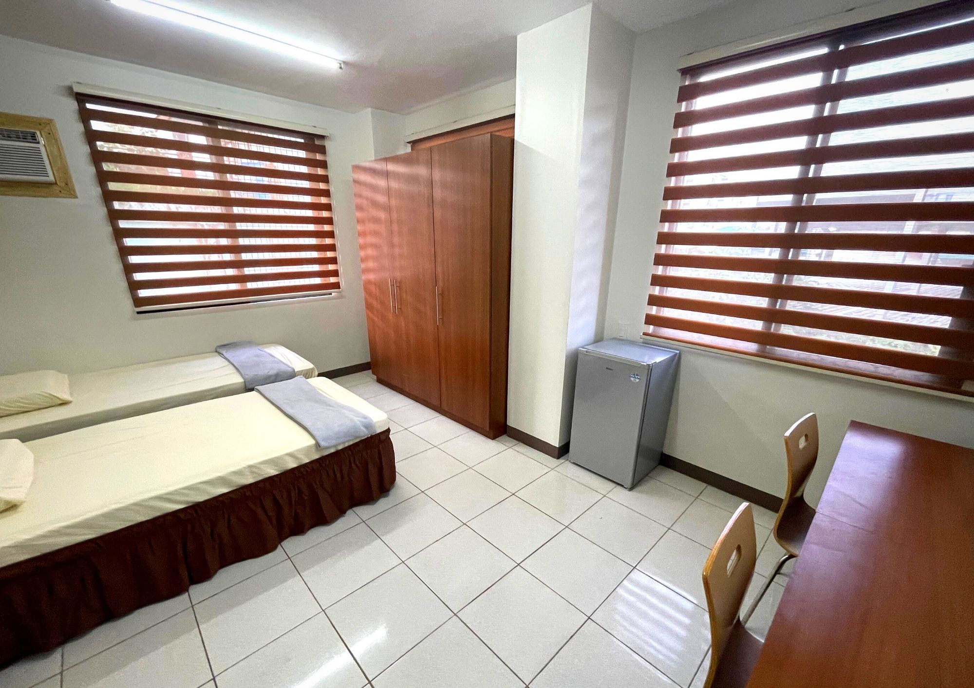 GLC学校の寮の2人部屋