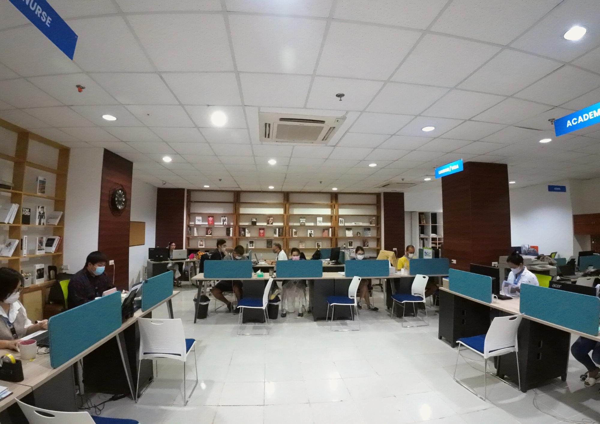 GLCのオフィスで働くスタッフ