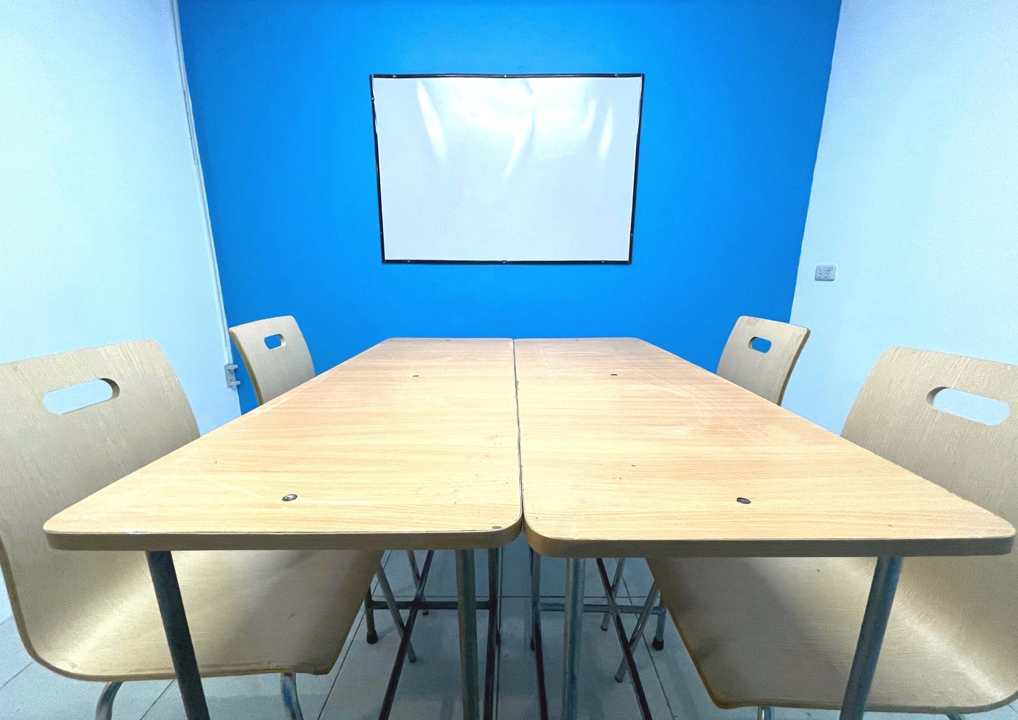 GLC学校のグループクラスの部屋