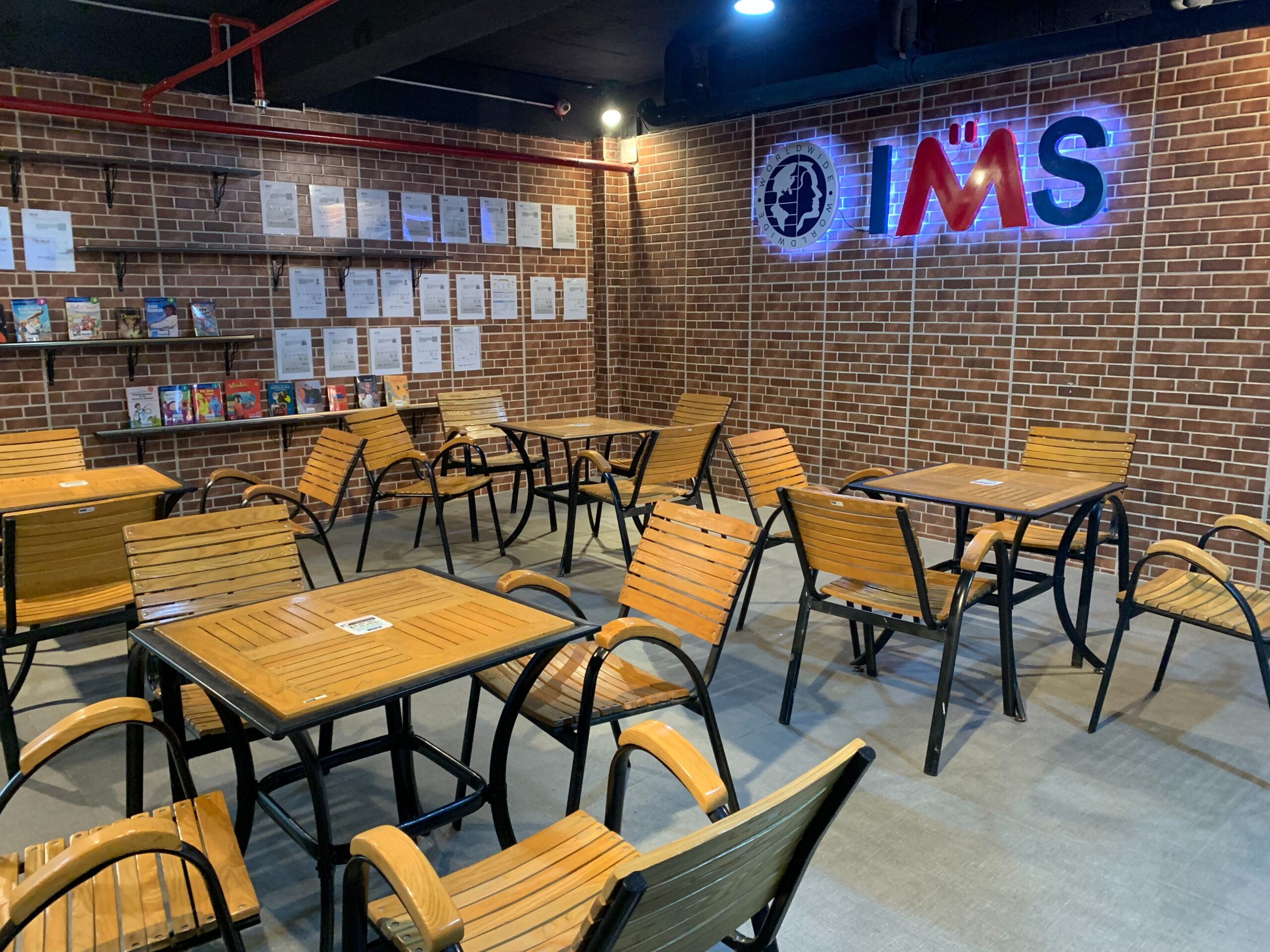 IMS Academy 共有スペース